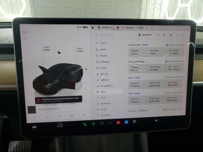 69554486 :رقم المزاد ، 7SAYGAEE8PF584543 vin ، 2023 Tesla Model Y مزاد بيع