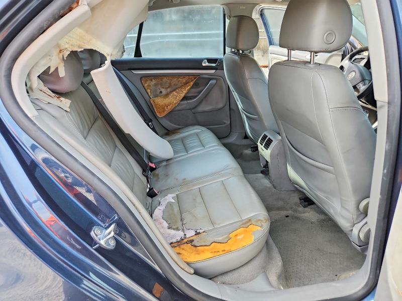 2006 Volkswagen Jetta მანქანა იყიდება აუქციონზე, vin: 3VWDF71K36M642336, აუქციონის ნომერი: 68684546