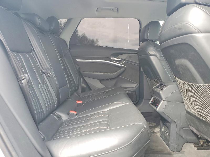 Aukcja sprzedaży 2019 Audi E-tron, vin: WA1VAAGE1KB025002, numer aukcji: 67201296