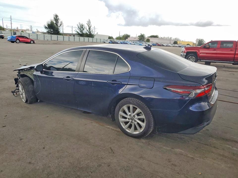 2021 Toyota Camry მანქანა იყიდება აუქციონზე, vin: 4T1C11AK4MU604077, აუქციონის ნომერი: 67506306