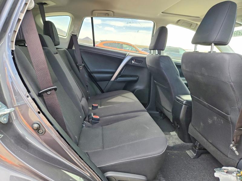2018 Toyota Rav4 მანქანა იყიდება აუქციონზე, vin: JTMRFREV6JJ720297, აუქციონის ნომერი: 65663926