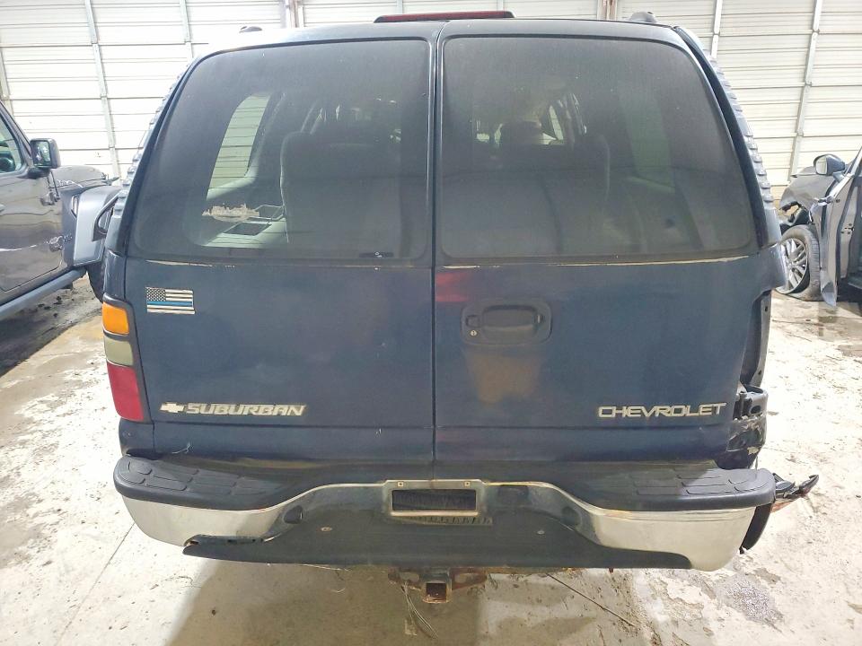 68857406 :رقم المزاد ، 1GNFK16Z34J229215 vin ، 2004 Chevrolet Suburban مزاد بيع