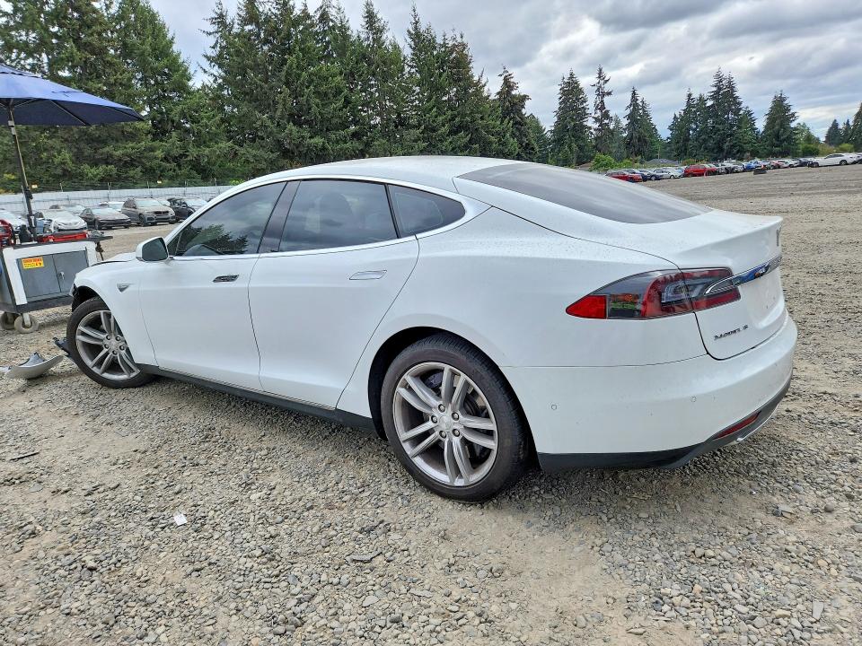Aukcja sprzedaży 2015 Tesla Model S, vin: 5YJSA1S11FF081182, numer aukcji: 67324476
