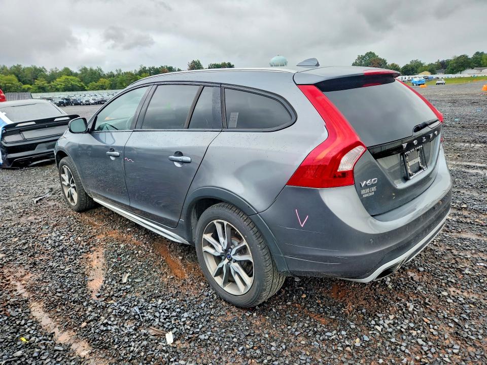 Aukcja sprzedaży 2017 Volvo V60 Cross Country, vin: YV440MWK5H1041096, numer aukcji: 70519646