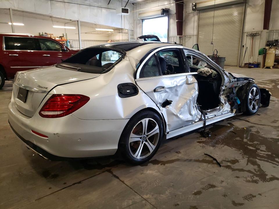 Aukcja sprzedaży 2020 Mercedes-benz E, vin: W1KZF8EB3LA824402, numer aukcji: 68138386