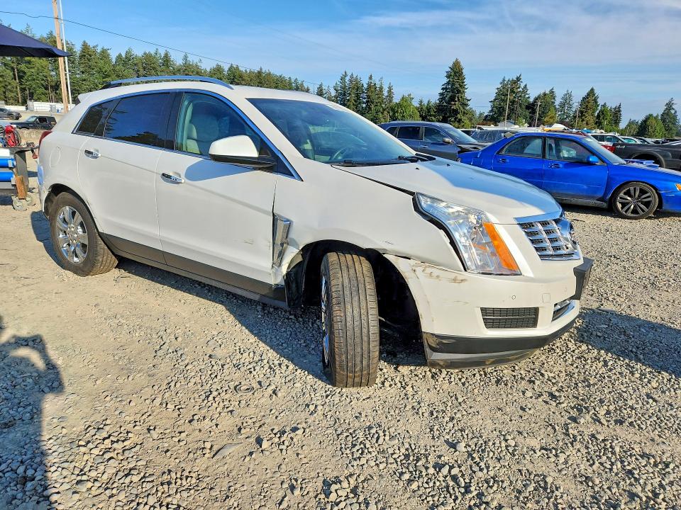 68019596 :رقم المزاد ، 3GYFNEE37GS563152 vin ، 2016 Cadillac Srx مزاد بيع