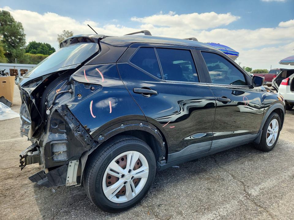 Aukcja sprzedaży 2018 Nissan Kicks, vin: 3N1CP5CUXJL522842, numer aukcji: 69421396