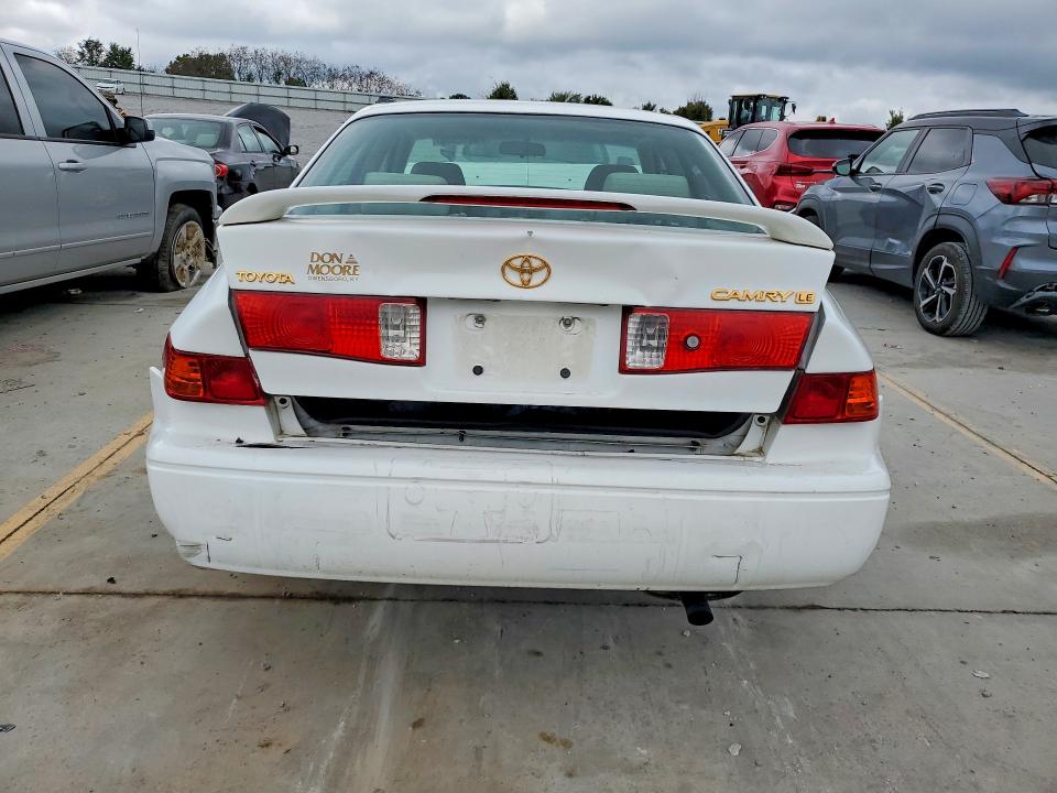 Продажа на аукционе авто 2000 Toyota Camry, vin: 4T1BG22K4YU760978, номер лота: 69452836