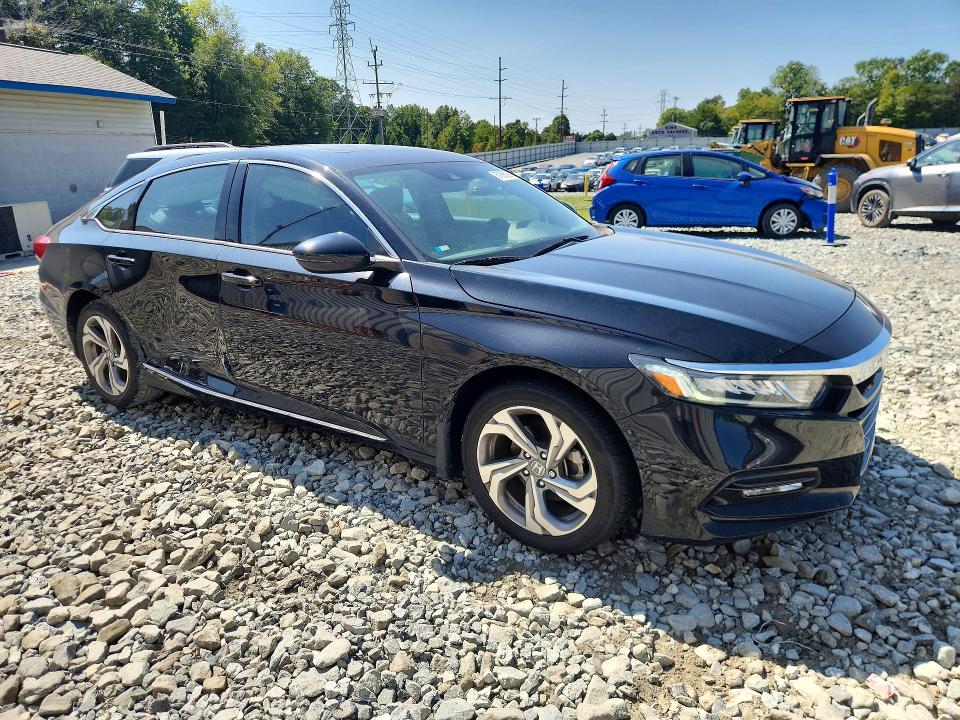 Auction sale of the 2020 Honda Accord, vin: 1HGCV1F54LA114588        , lot number: 67885266