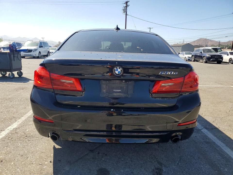 69816706 :رقم المزاد ، WBAJA9C51JB250766 vin ، 2018 Bmw 530e مزاد بيع