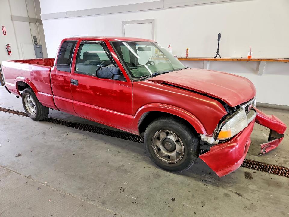 Продажа на аукционе авто 2001 Gmc Sonoma, vin: 1GTCS19WX1K130782, номер лота: 69419176