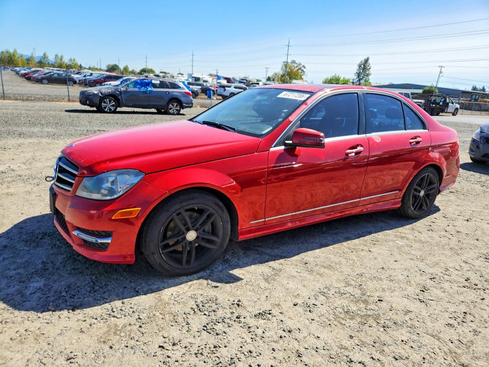 Продаж на аукціоні авто 2014 Mercedes-benz C, vin: WDDGF4HB9EA963027, номер лоту: 67217206