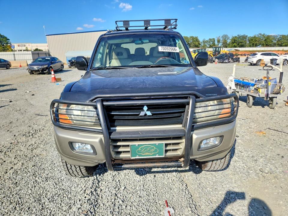 70092666 :رقم المزاد ، JA4MW51R62J069972 vin ، 2002 Mitsubishi Montero مزاد بيع