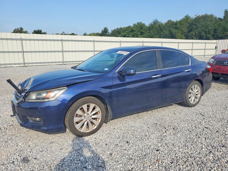 Auction sale of the 2014 Honda Accord, vin: 1HGCR2F80EA028704, lot number: 70241626