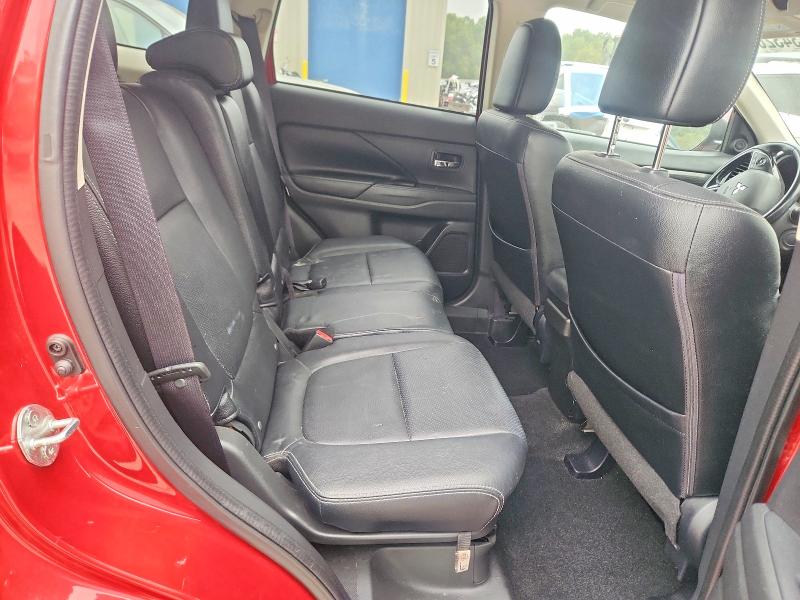 2016 Mitsubishi Outlander მანქანა იყიდება აუქციონზე, vin: JA4AZ3A31GZ004014, აუქციონის ნომერი: 70343266