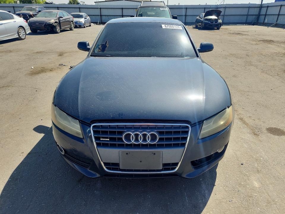 2011 Audi A5 მანქანა იყიდება აუქციონზე, vin: WAULFAFR1BA004737, აუქციონის ნომერი: 67555126