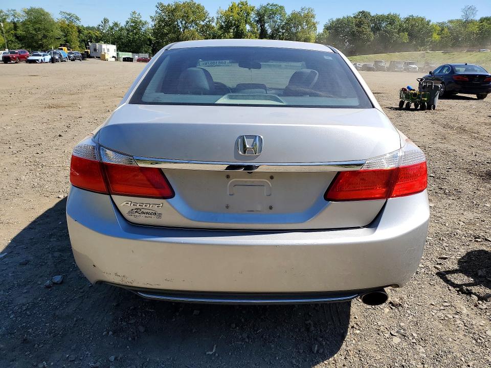 2013 Honda Accord მანქანა იყიდება აუქციონზე, vin: 1HGCR2F3XDA022718, აუქციონის ნომერი: 68818676