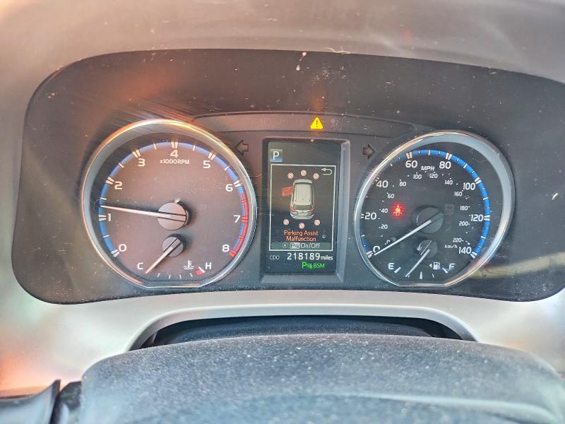 Продажа на аукционе авто 2016 Toyota Rav4, vin: JTMWFREV5GJ083110, номер лота: 70330666