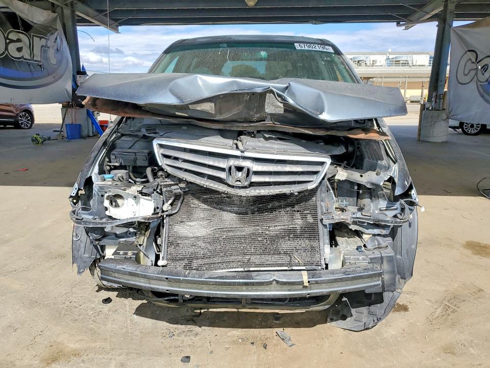 2004 Honda Odyssey მანქანა იყიდება აუქციონზე, vin: 5FNRL18794B121204, აუქციონის ნომერი: 67902196