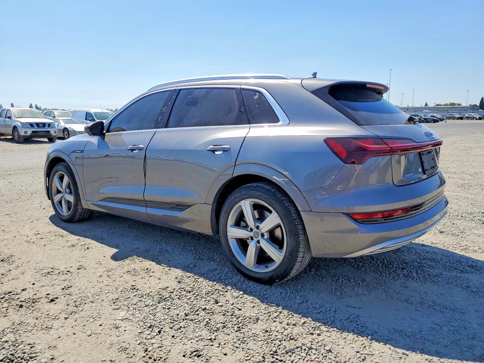 Aukcja sprzedaży 2019 Audi E-tron, vin: WA1LABGE5KB013108, numer aukcji: 68828086
