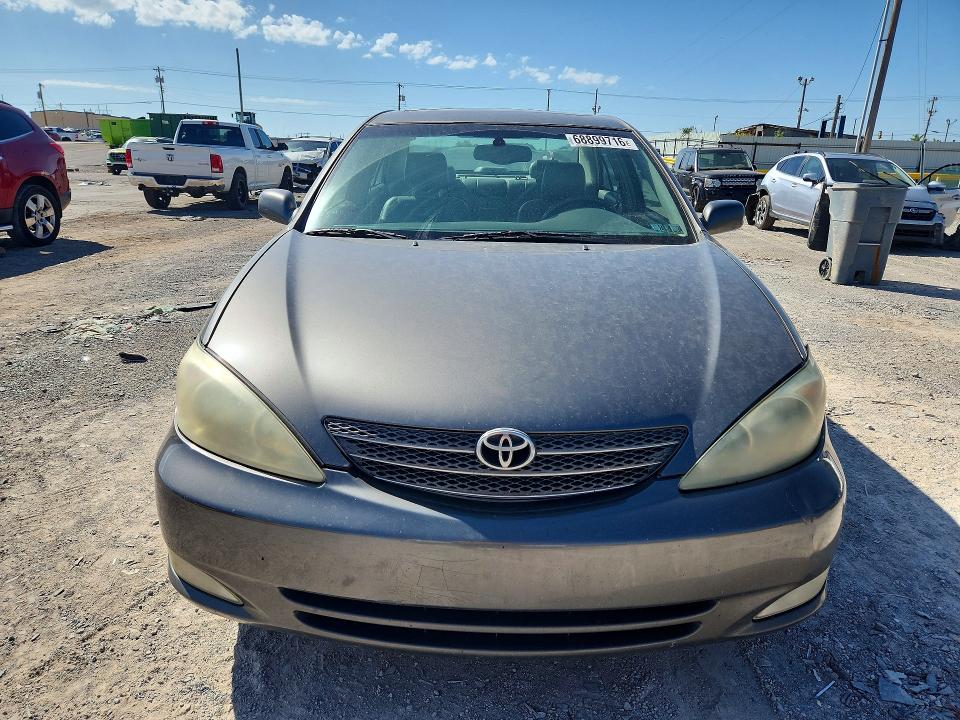 68899716 :رقم المزاد ، 4T1BF30KX4U576814 vin ، 2004 Toyota Camry مزاد بيع