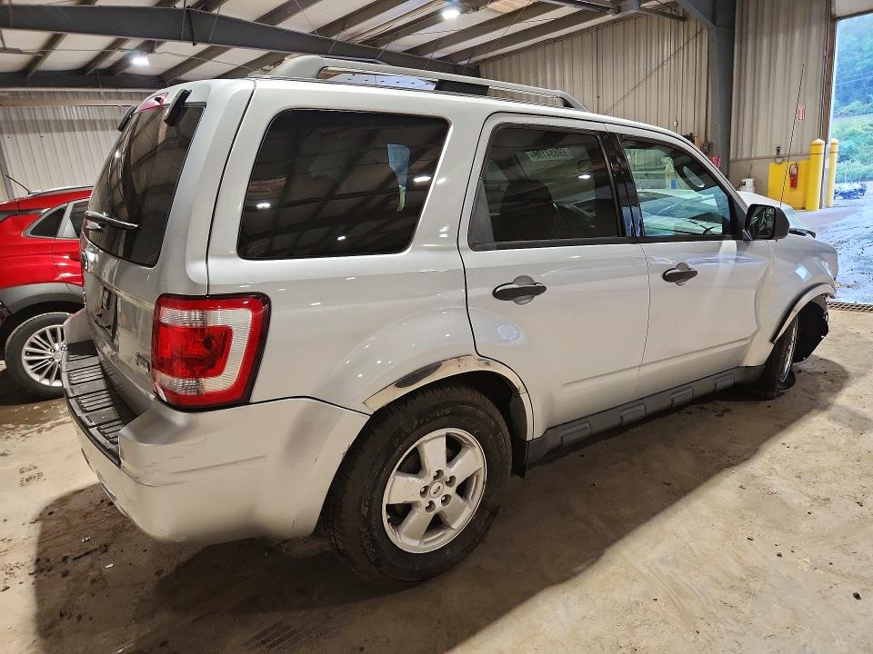 69884196 :رقم المزاد ، 1FMCU9DG7CKB64220 vin ، 2012 Ford Escape مزاد بيع
