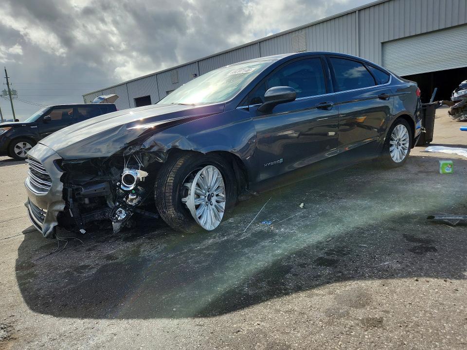Продажа на аукционе авто 2016 Ford Fusion, vin: 3FA6P0UU0GR338064, номер лота: 69297146
