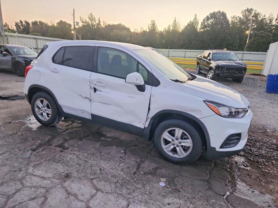 67475766 :رقم المزاد ، 3GNCJKSB4LL328055 vin ، 2020 Chevrolet Trax مزاد بيع