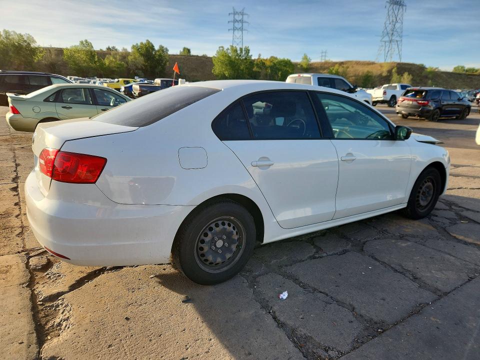 2014 Volkswagen Jetta მანქანა იყიდება აუქციონზე, vin: 3VW2K7AJ8EM410954, აუქციონის ნომერი: 68679806