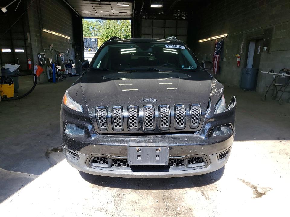 68556336 :رقم المزاد ، 1C4PJLAB7GW350729 vin ، 2016 Jeep Cherokee مزاد بيع