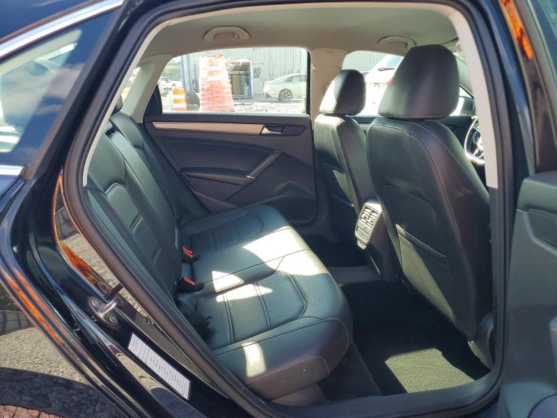 2020 Volkswagen Passat მანქანა იყიდება აუქციონზე, vin: 1VWSA7A3XLC010588, აუქციონის ნომერი: 70229396