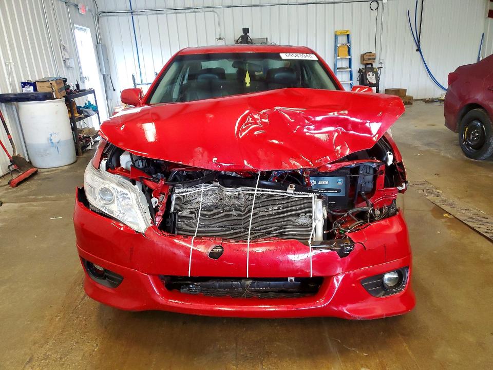 69583946 :رقم المزاد ، 4T1BF3EK7BU665570 vin ، 2011 Toyota Camry مزاد بيع