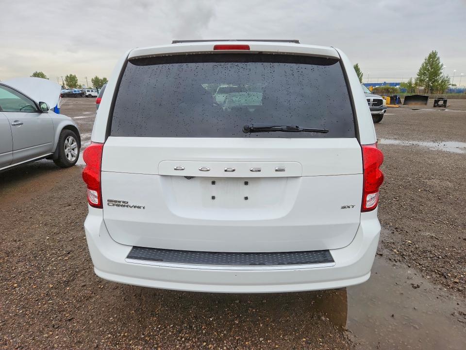 2015 Dodge Grand Caravan მანქანა იყიდება აუქციონზე, vin: 2C4RDGBGXFR547936        , აუქციონის ნომერი: 68269796