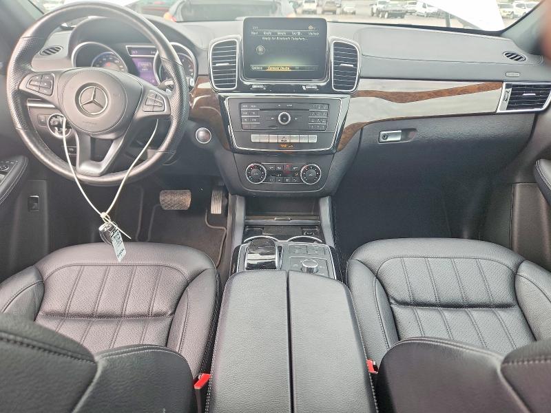 70693886 :رقم المزاد ، 4JGDF6EEXHA774880 vin ، 2017 Mercedes-benz Gls مزاد بيع