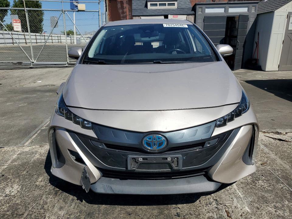 2020 Toyota Prius Prime მანქანა იყიდება აუქციონზე, vin: JTDKARFP1L3145808, აუქციონის ნომერი: 70254546