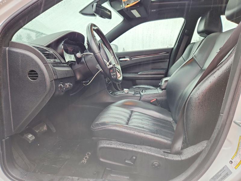Продаж на аукціоні авто 2017 Chrysler 300, vin: 2C3CCABG6HH653464, номер лоту: 68564376