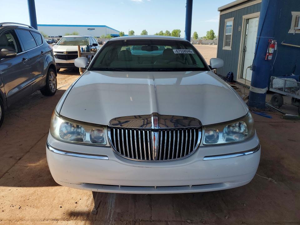 Aukcja sprzedaży 2000 Lincoln Town Car, vin: 1LNHM82W6YY902586, numer aukcji: 67558046