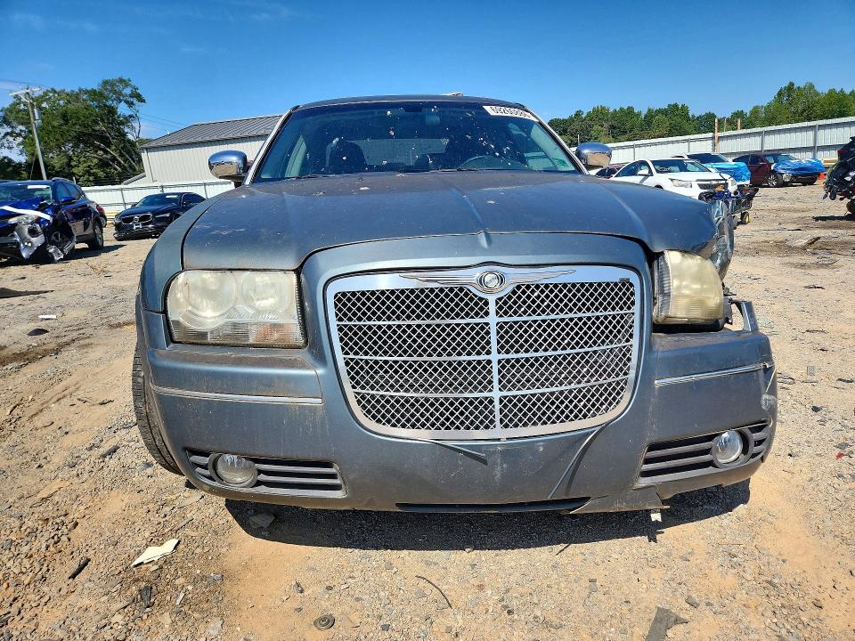 Auction sale of the 2006 Chrysler 300, vin: 2C3KA53G76H352366        , lot number: 69260886