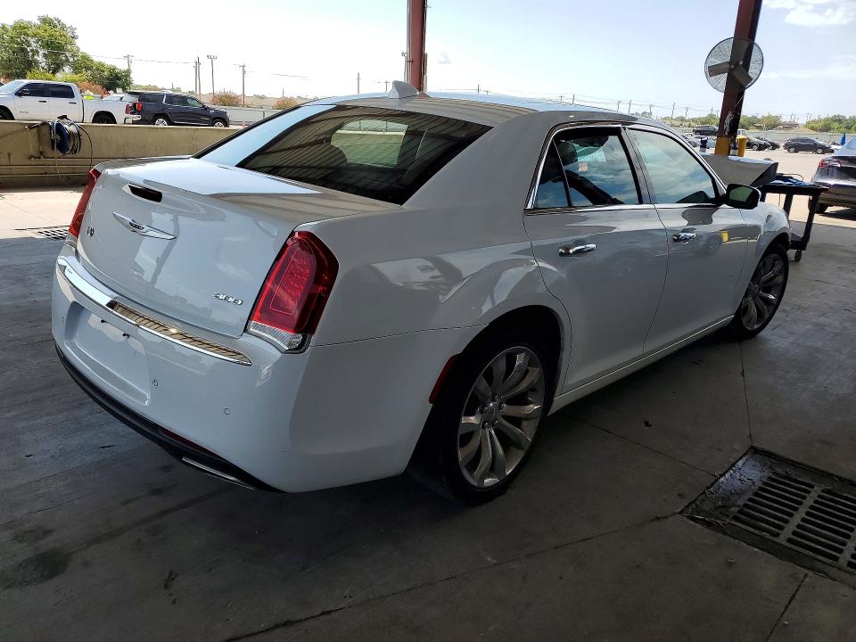 68505446 :رقم المزاد ، 2C3CCAEG6KH592748 vin ، 2019 Chrysler 300 مزاد بيع
