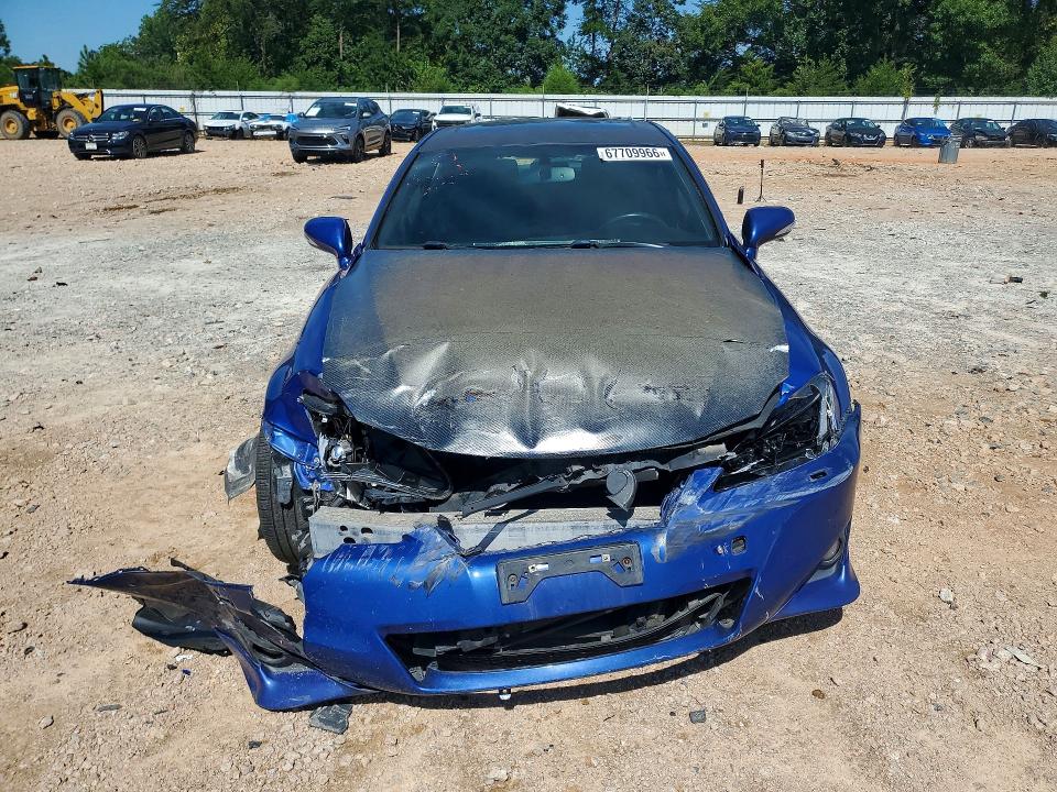 67709966 :رقم المزاد ، JTHBE5C23B5026438 vin ، 2011 Lexus Is مزاد بيع