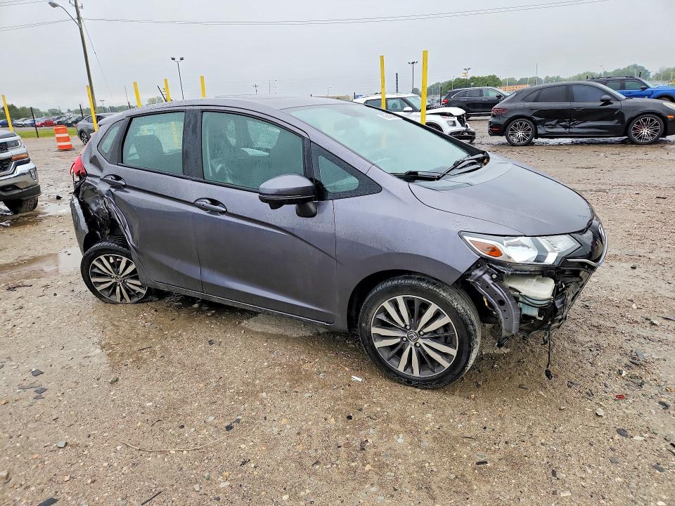 Продажа на аукционе авто 2015 Honda Fit, vin: 3HGGK5H88FM761916, номер лота: 68046896