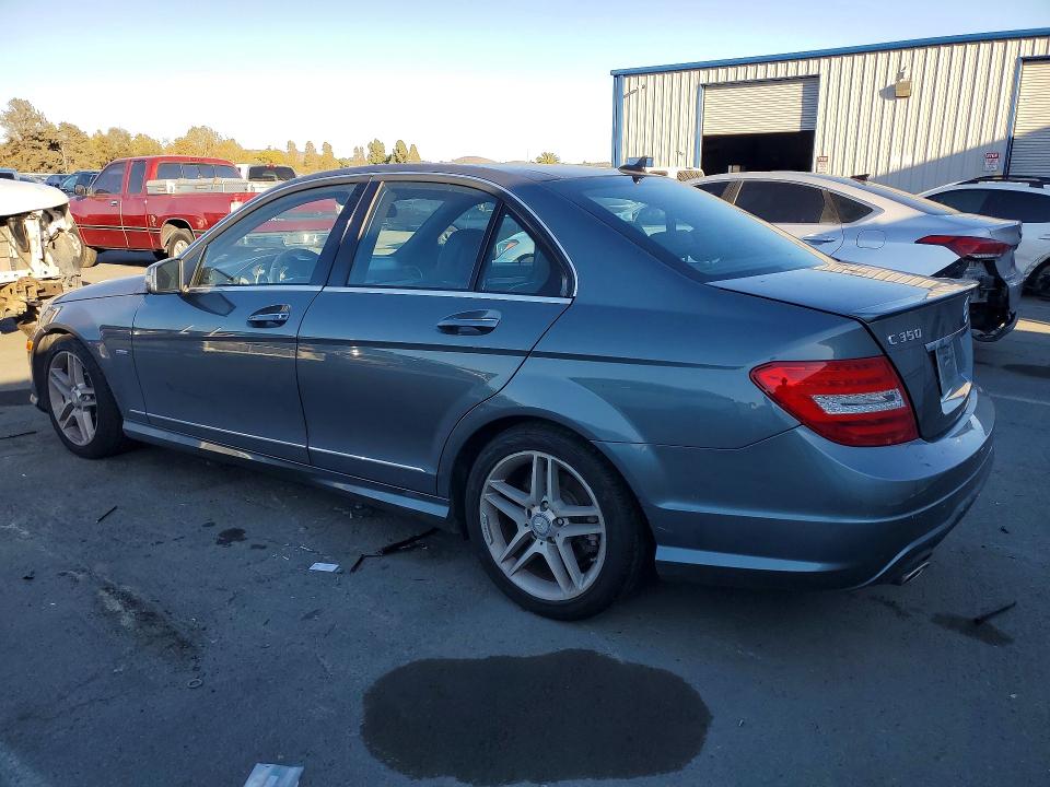 70850526 :رقم المزاد ، WDDGF5HB4CR222448 vin ، 2012 Mercedes-benz C مزاد بيع