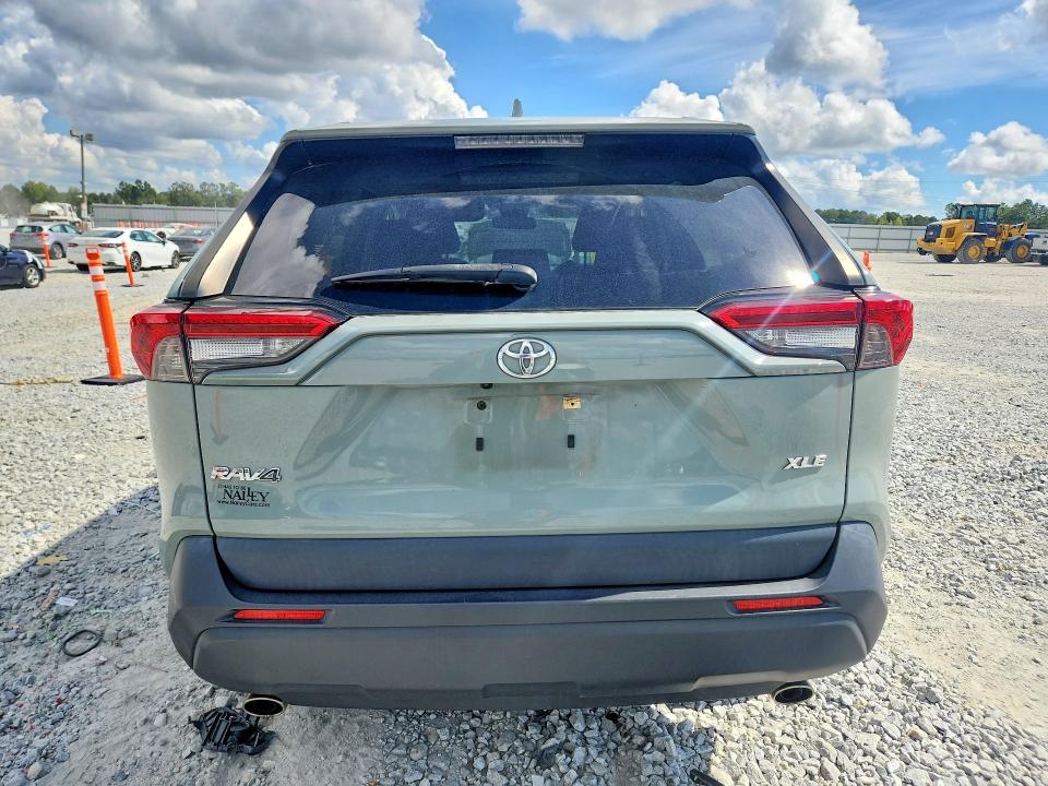 Продаж на аукціоні авто 2021 Toyota Rav4, vin: JTMW1RFV6MD063651, номер лоту: 68480896