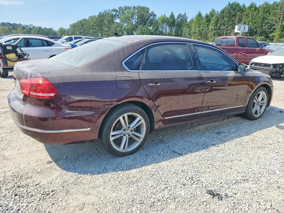 59408166 :رقم المزاد ، 1VWCN7A32DC103681 vin ، 2013 Volkswagen Passat مزاد بيع
