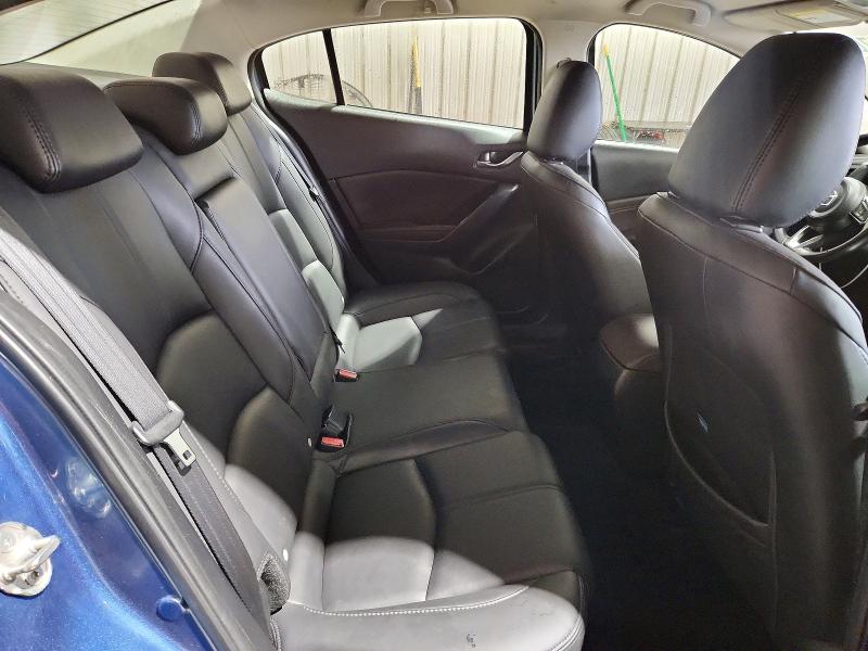 Продаж на аукціоні авто 2018 Mazda 3, vin: 3MZBN1V32JM187949, номер лоту: 71063876
