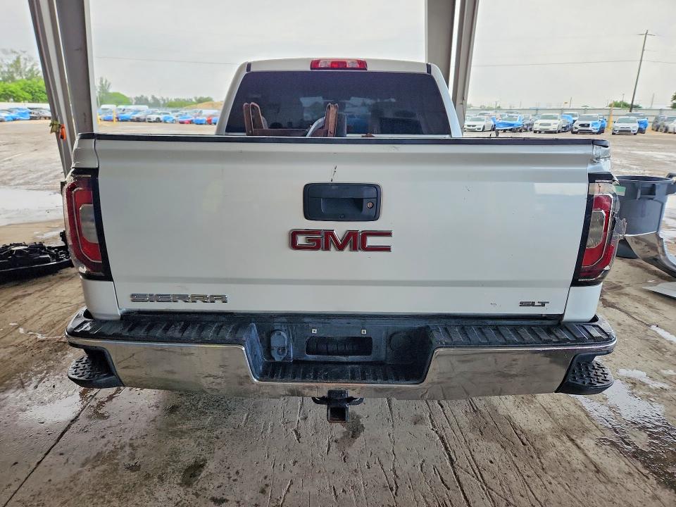 67517596 :رقم المزاد ، 3GTP1NEC5JG623705 vin ، 2018 Gmc Sierra مزاد بيع