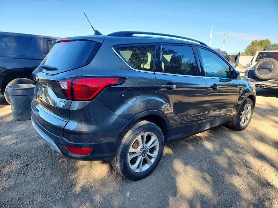Продажа на аукционе авто 2019 Ford Escape, vin: 1FMCU0HD0KUC11716, номер лота: 69729646