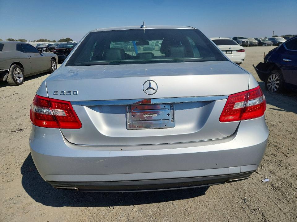 68822586 :رقم المزاد ، WDDHF5GB6AA053759 vin ، 2010 Mercedes-benz E مزاد بيع