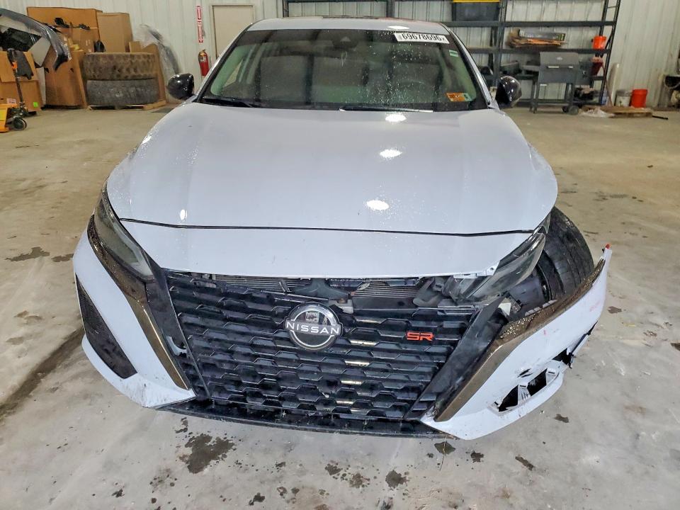Продажа на аукционе авто 2023 Nissan Altima, vin: 1N4BL4CW7PN327912, номер лота: 69678696