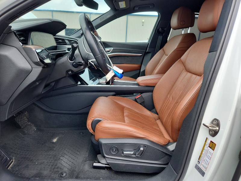 Продаж на аукціоні авто 2019 Audi E-tron, vin: WA1VABGE9KB019129, номер лоту: 67474686